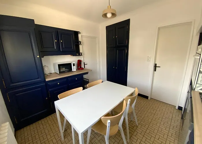 Maison Marc Sur Hébergement de vacances *